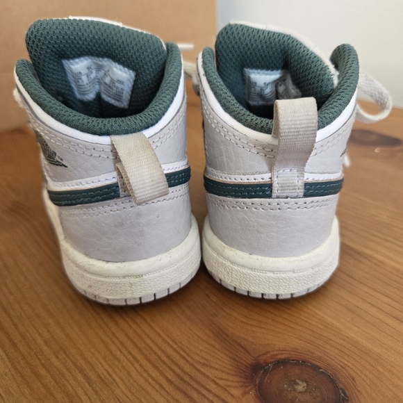Nike Air Jordan Baby Toddler Shoes Mid Sneakers Green White US 5 C - Picture 6 of 8